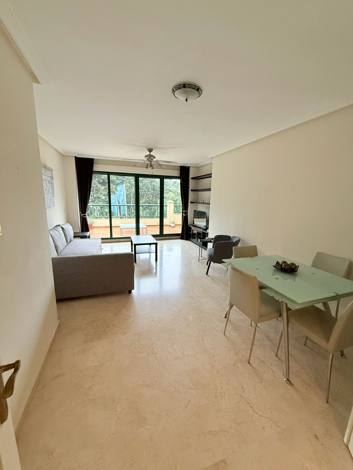Apartamento de alquiler en Ana Maria Matute, 2, Cortijo Torrequebrada, Torrequebrada