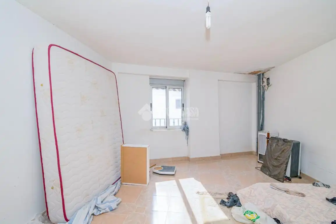 Dormitori de Casa adosada en venda en Loja amb Terrassa