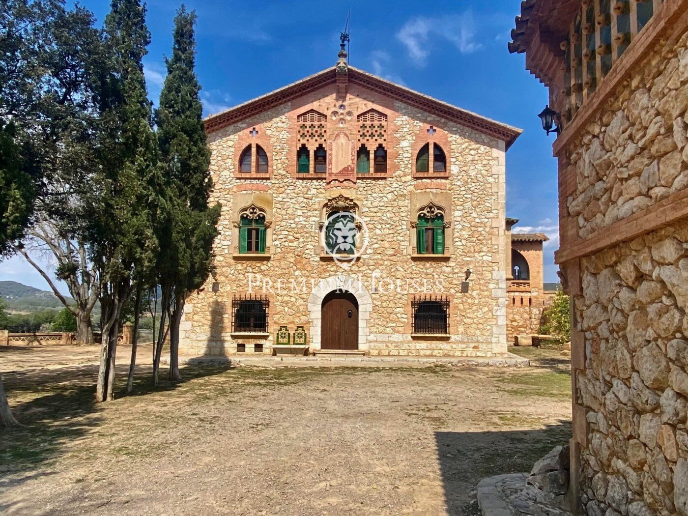 Exterior view of Country house for sale in Sant Pere de Ribes  with Private garden, Storage room and Balcony