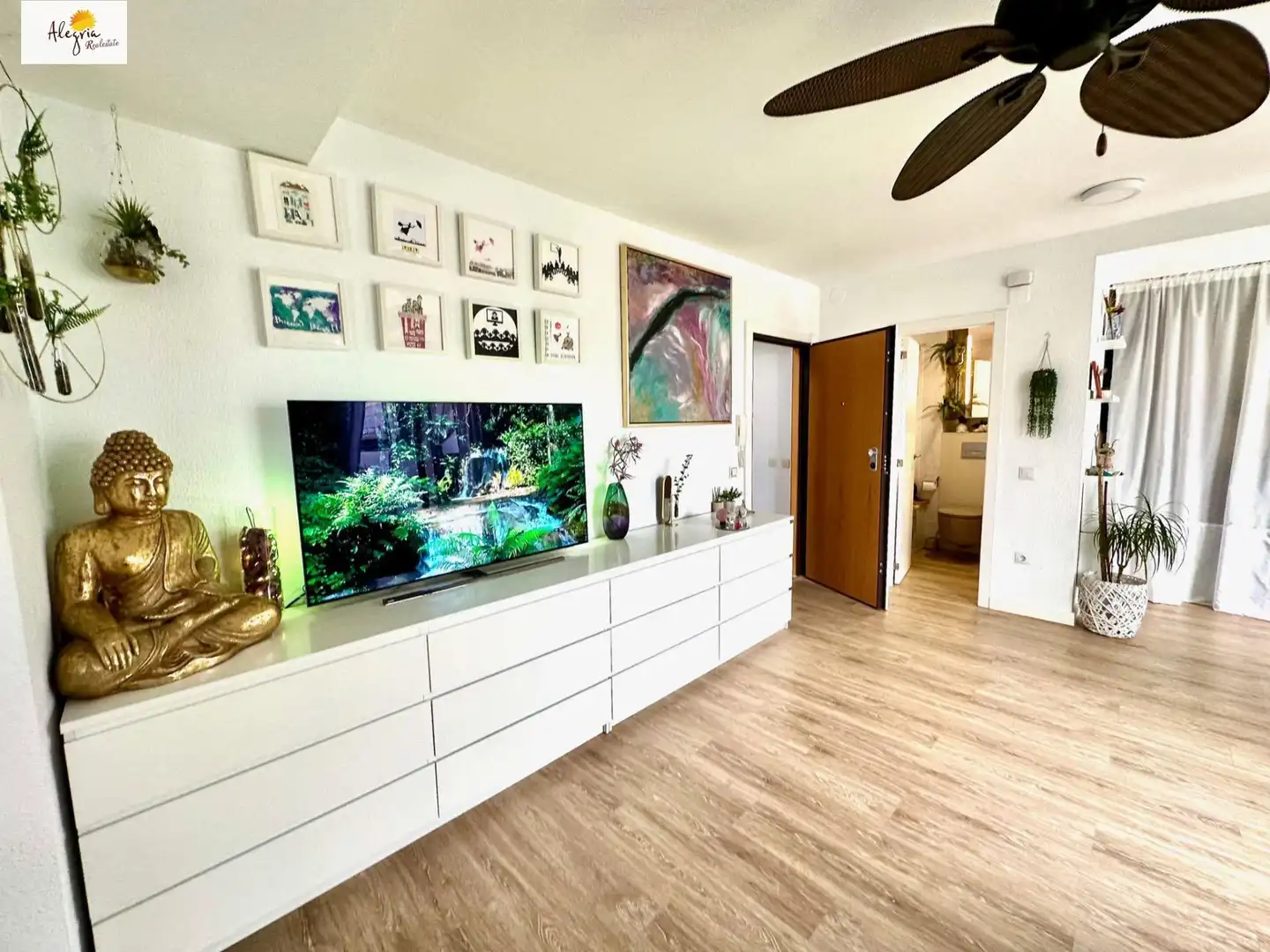 Wohnzimmer von Dachboden zum Verkauf in Valencia mit Klimaanlage und Möbliert