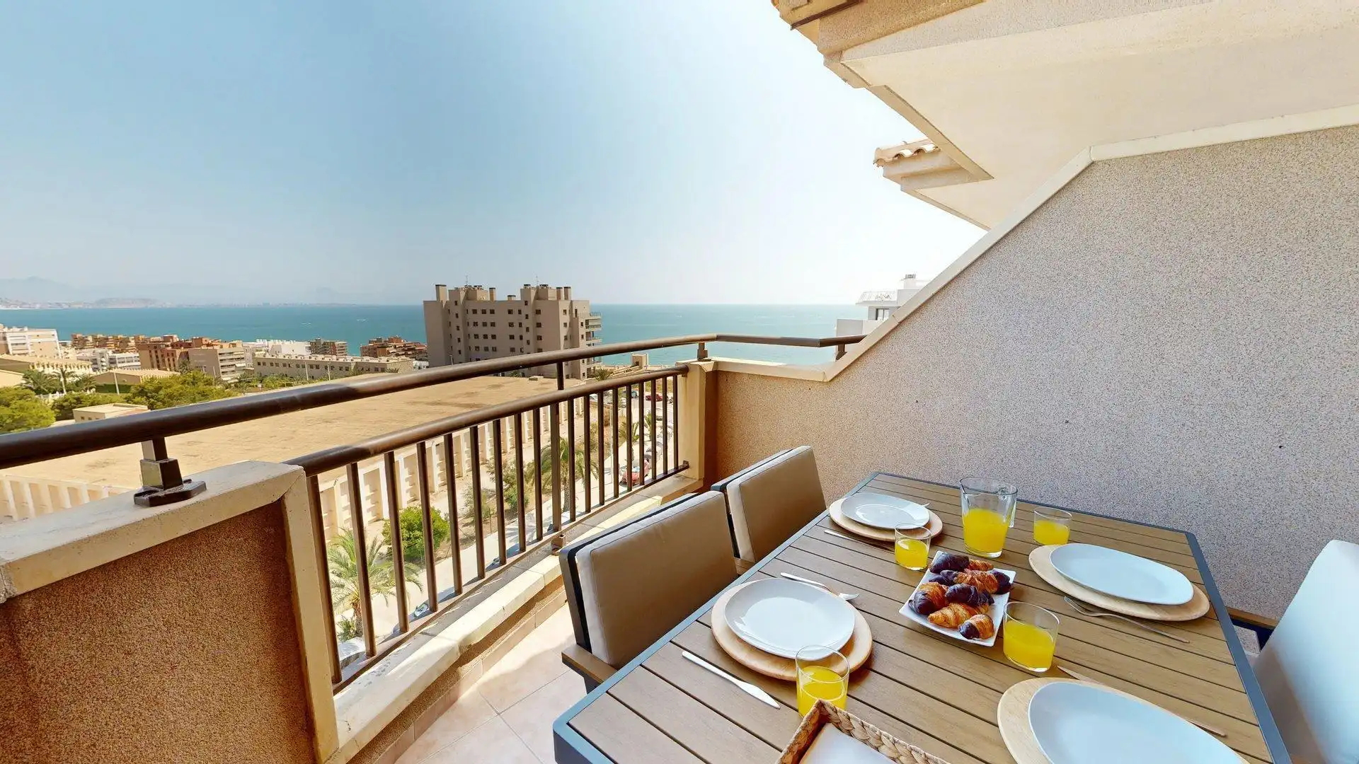 Terraza de Apartamento de alquiler en Elche / Elx con Aire acondicionado, Calefacción y Jardín privado