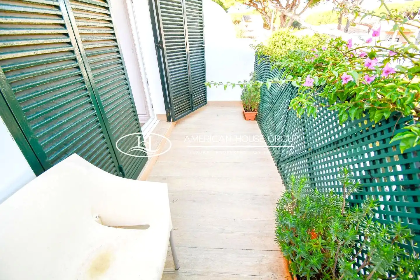 Terrassa de Casa o xalet en venda en Chiclana de la Frontera amb Aire condicionat, Jardí privat i Terrassa
