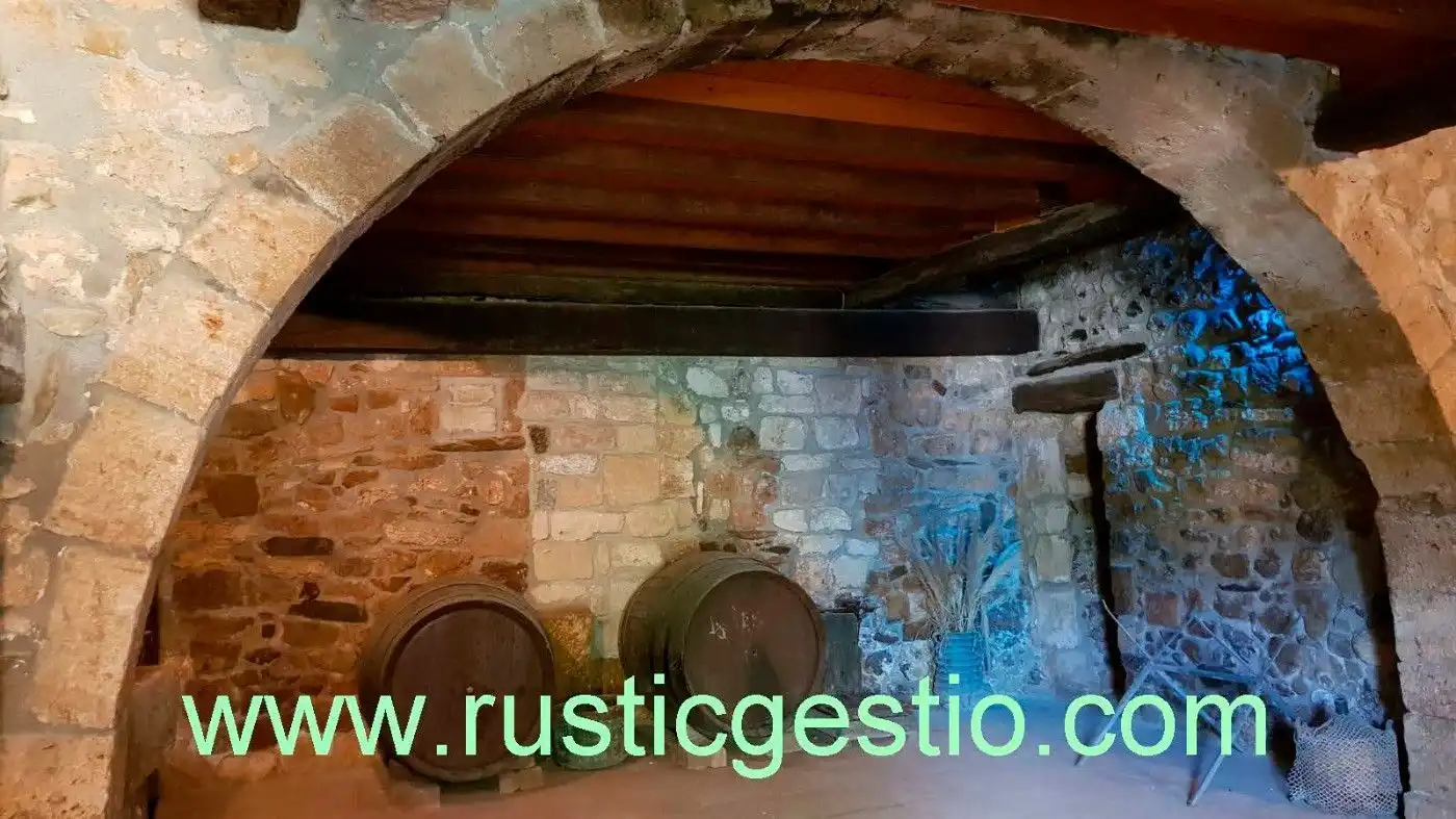 Country homes for sale in Serinyà