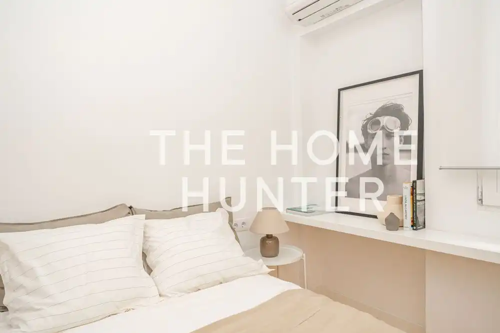 Bedroom of Flat for rent in Madrid  with Air Conditioner, Heating and Furnished