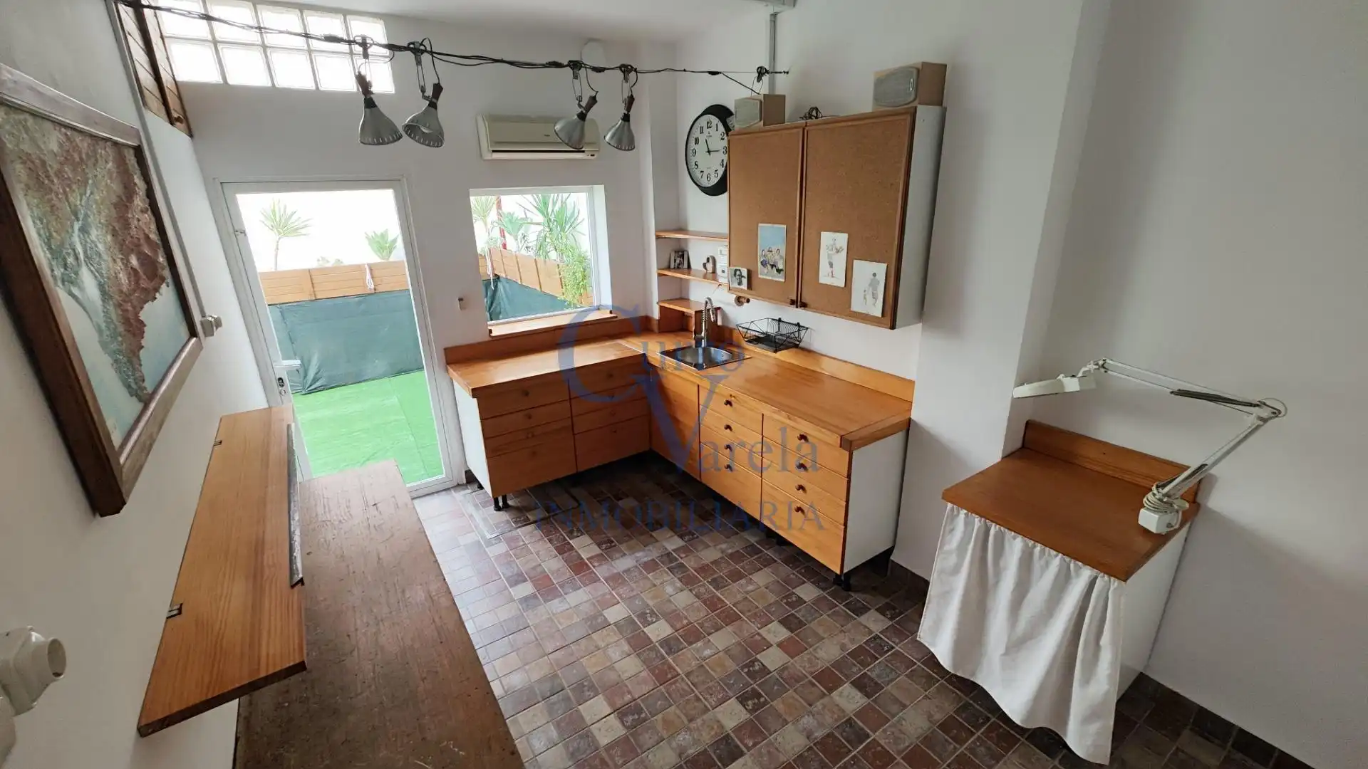 Kitchen of Houses for sale in Dos Hermanas  with Air Conditioner, Heating and Private garden