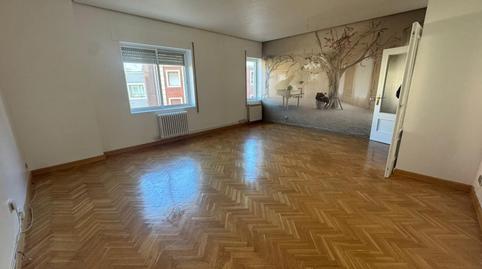 Photo 2 of Apartment to rent in Calle de María de Molina, Centro, Valladolid