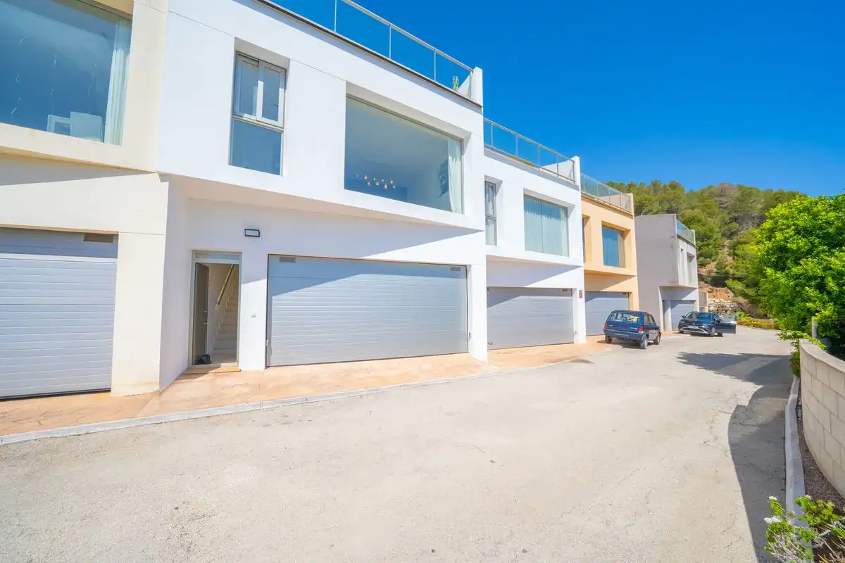 Casa aparellada amb terrassa en venda a Partida Oltamar, imagen 45