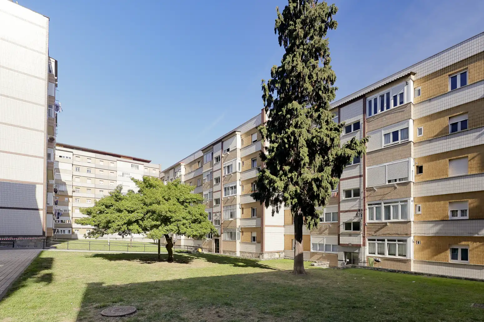 Exterior view of Flat for sale in Sur