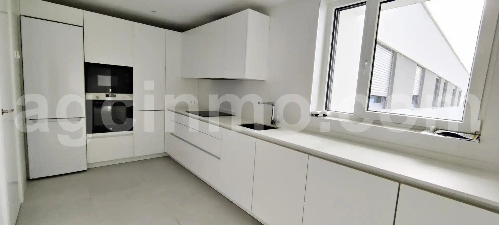 Cocina de Piso en venta en Valladolid con Calefacción, Terraza y Trastero