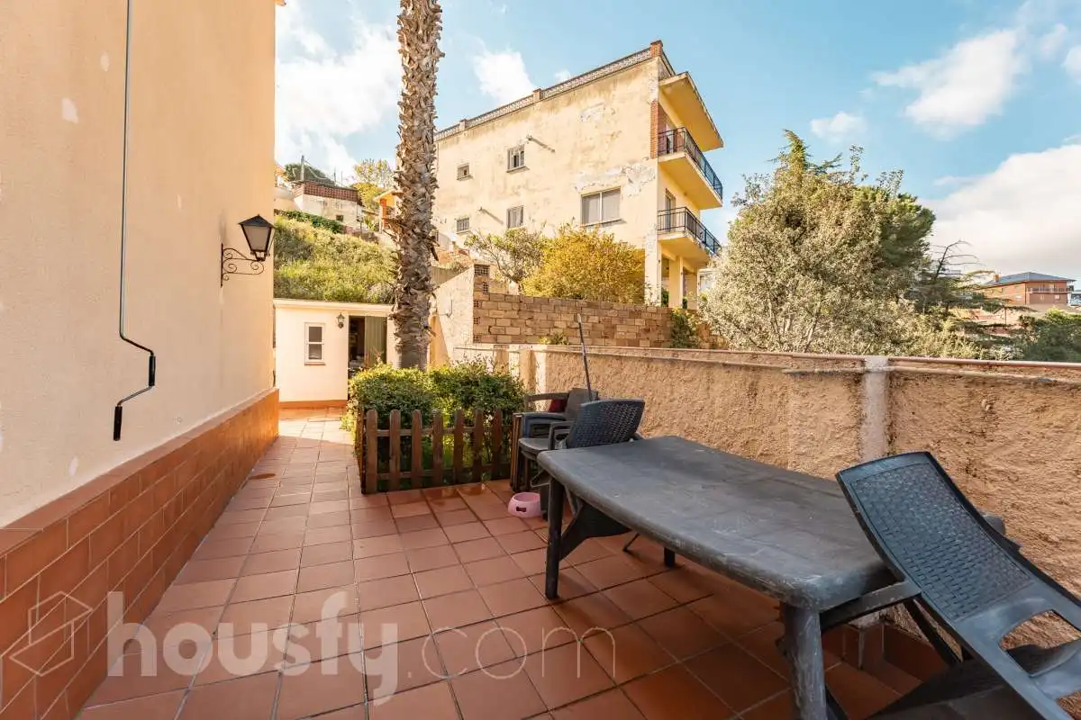 Piso en venta en CL BATISTA I ROCA, La Miranda - Can Candeler