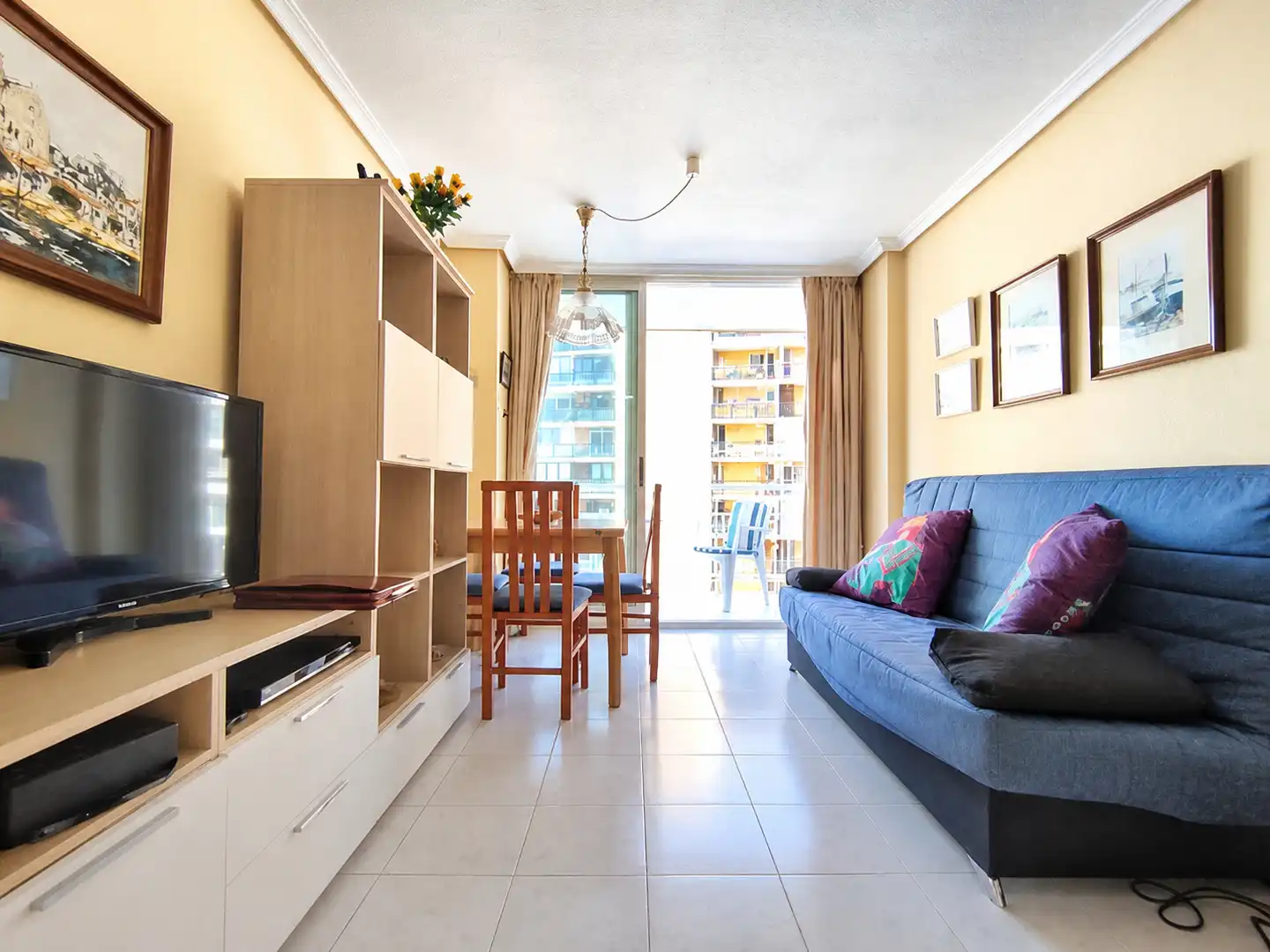 Wohnzimmer von Wohnung zur Miete in Alicante / Alacant mit Möbliert