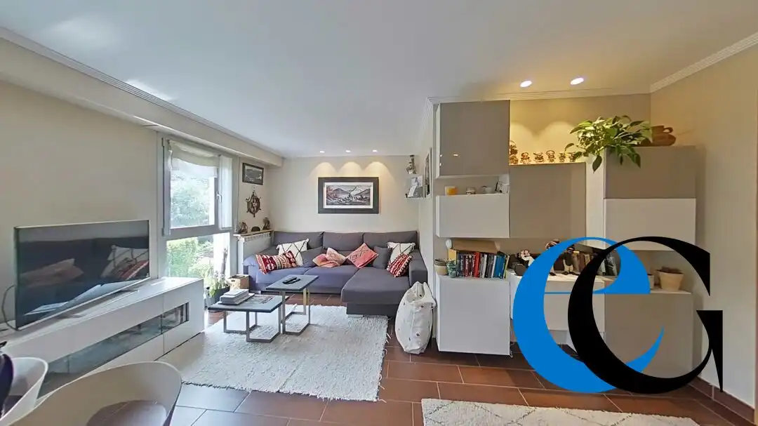 Sala de estar de Piso de alquiler en Orio con Calefacción, Jardín privado y Piscina