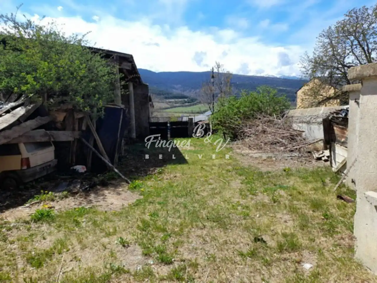 Casa en venda a Calle  Avenue lou Pla 1