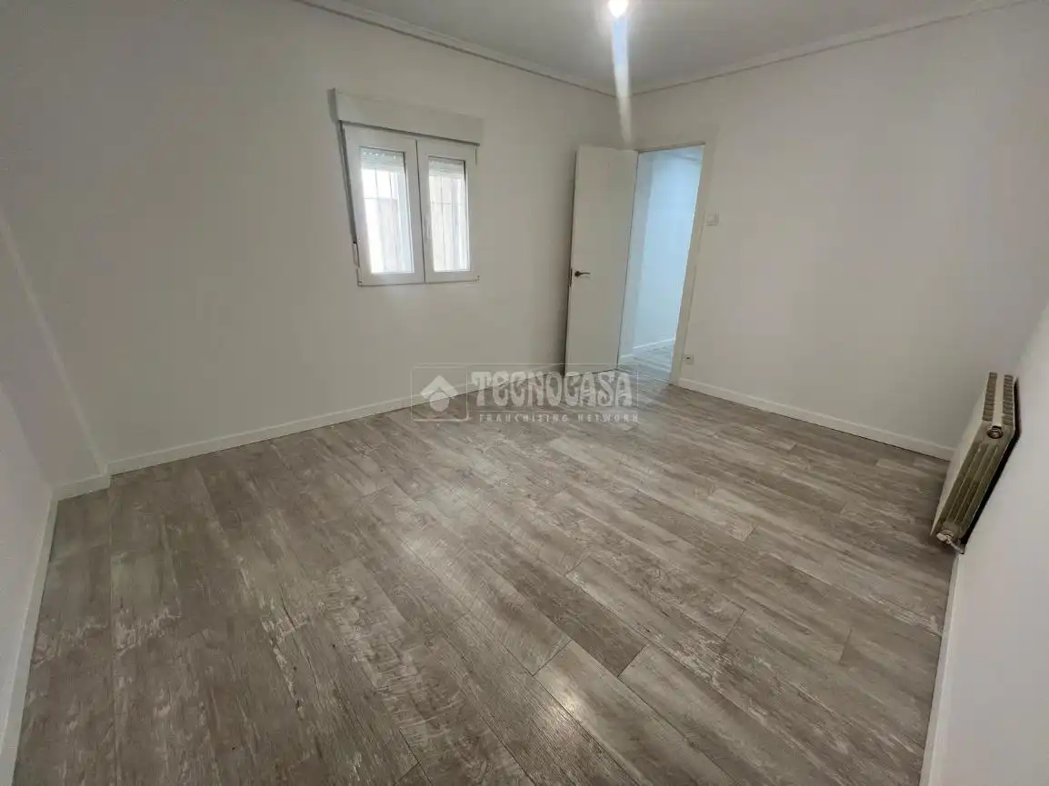 Bedroom of Flat for sale in Zaragoza  with Heating and Terrace