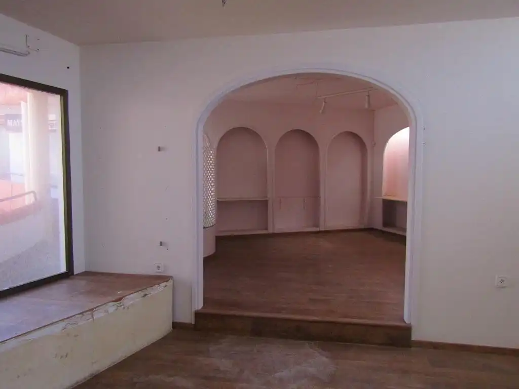 Local comercial en venda a Av Los Delfines, imagen 7