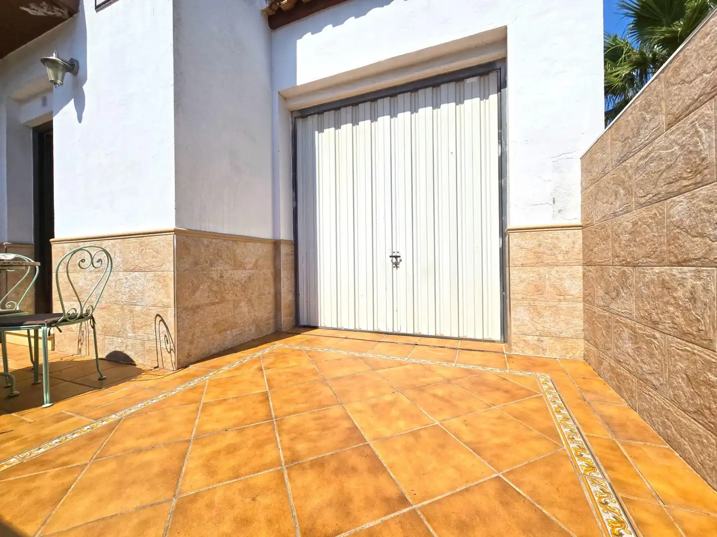 Casa adosada en venda en Espartinas
