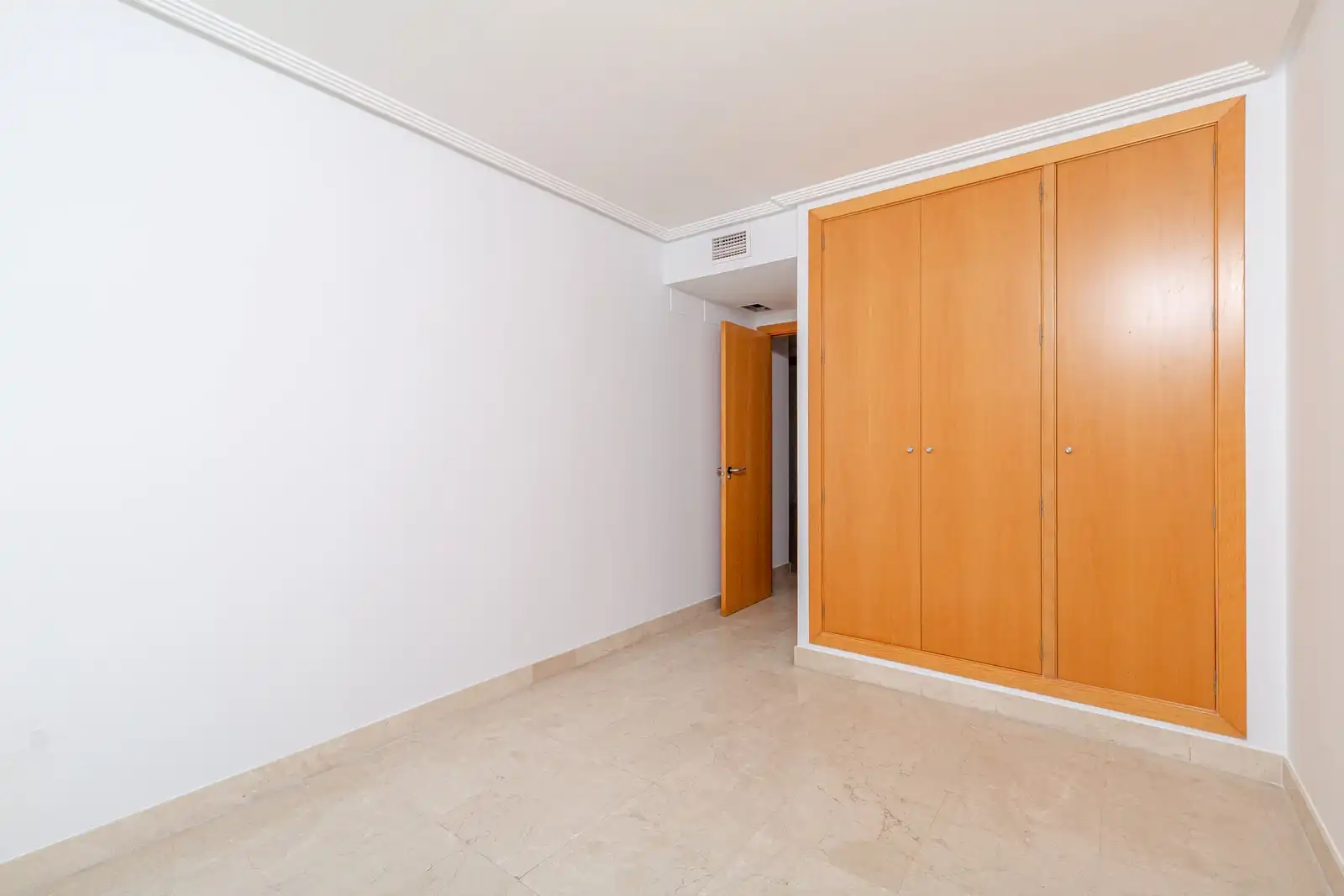 Flat with lift for sale in Angelina Ceballos 7, imagen 4