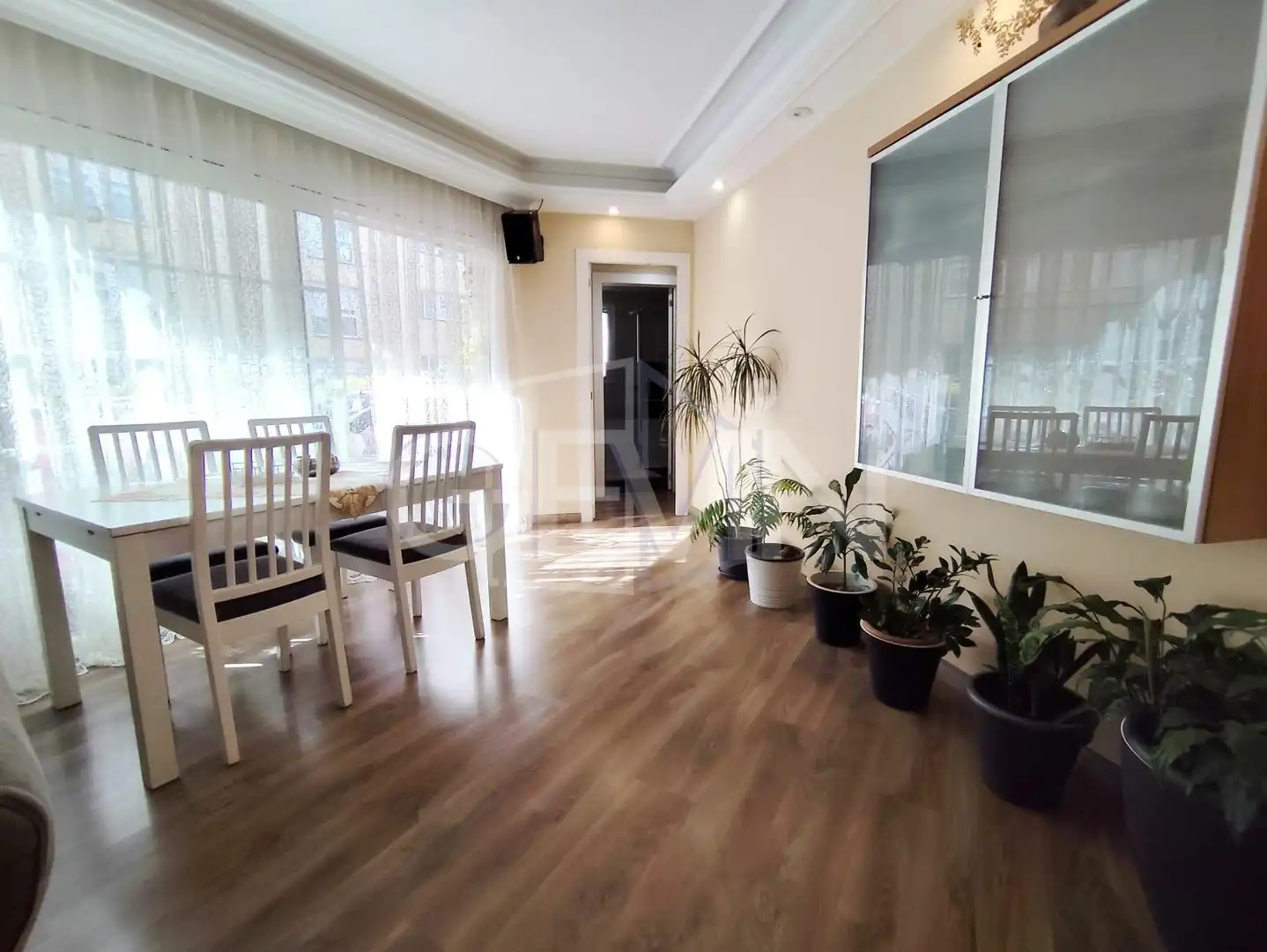 Dining room of Flat for sale in Santa Perpètua de Mogoda  with Air Conditioner, Parquet flooring and Balcony