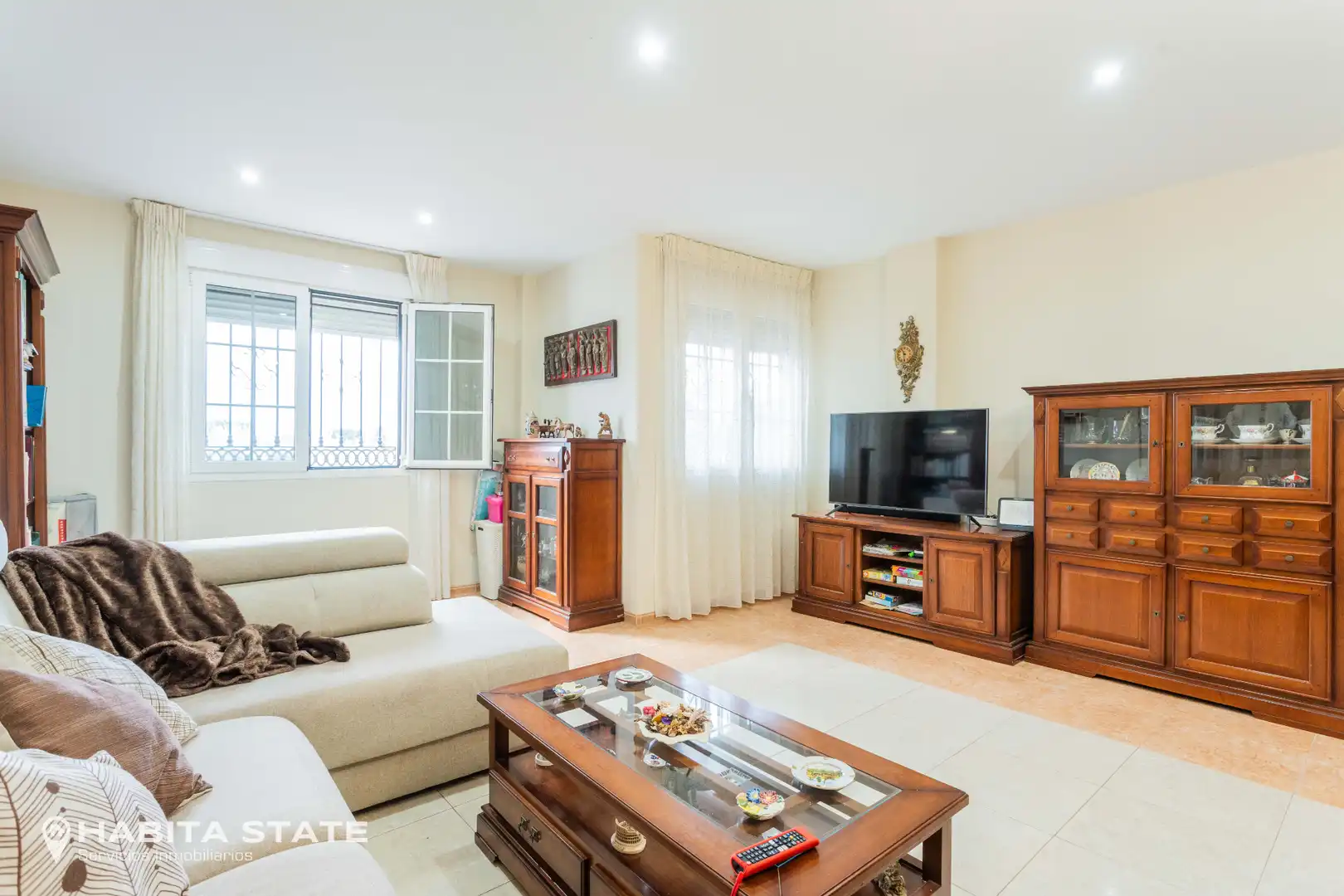 Sala de estar de Casa o chalet en venta en Pechina con Aire acondicionado, Calefacción y Jardín privado