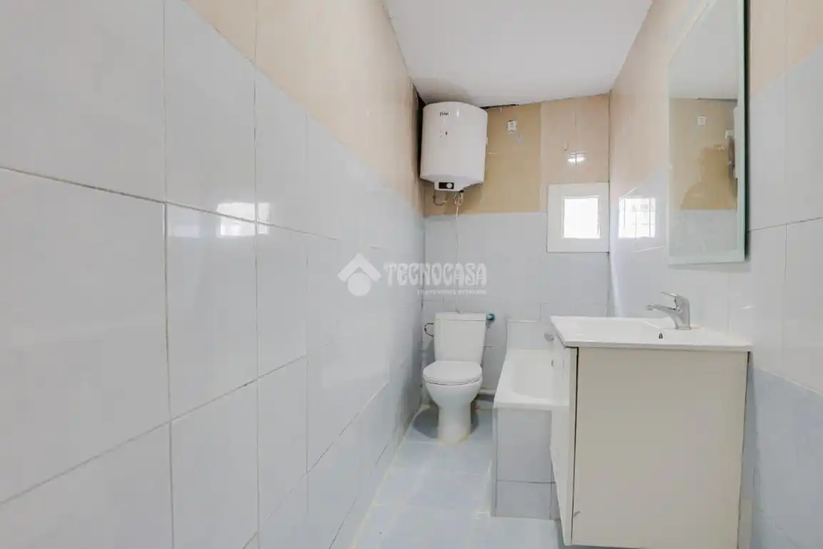 Baño de Piso en venta en Gavà
