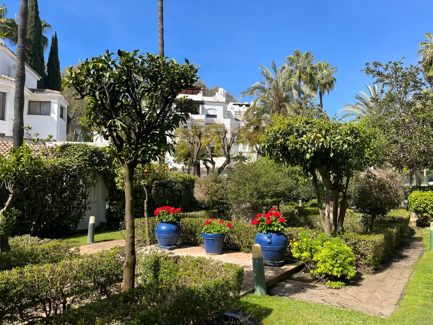 Garden of Flat for rent in Marbella  with Air Conditioner, Heating and Furnished
