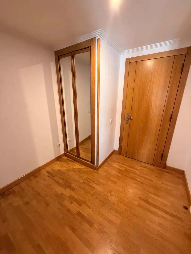 Apartments for rent in Vallobín - La Florida