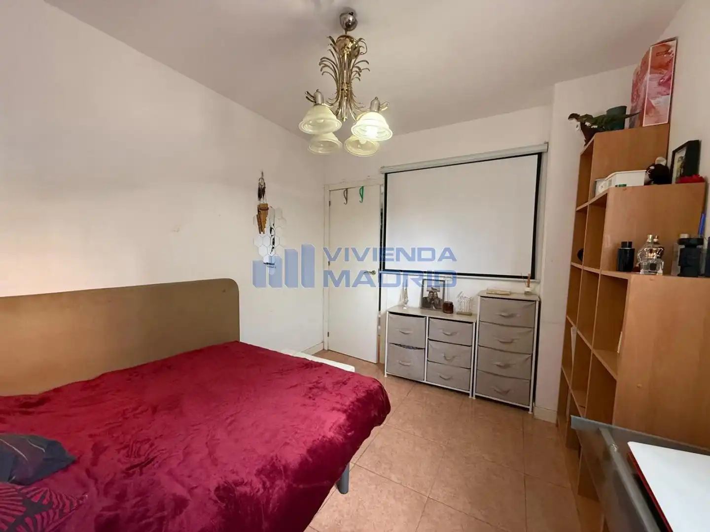 Habitación de Piso en venta en Madrid con Calefacción