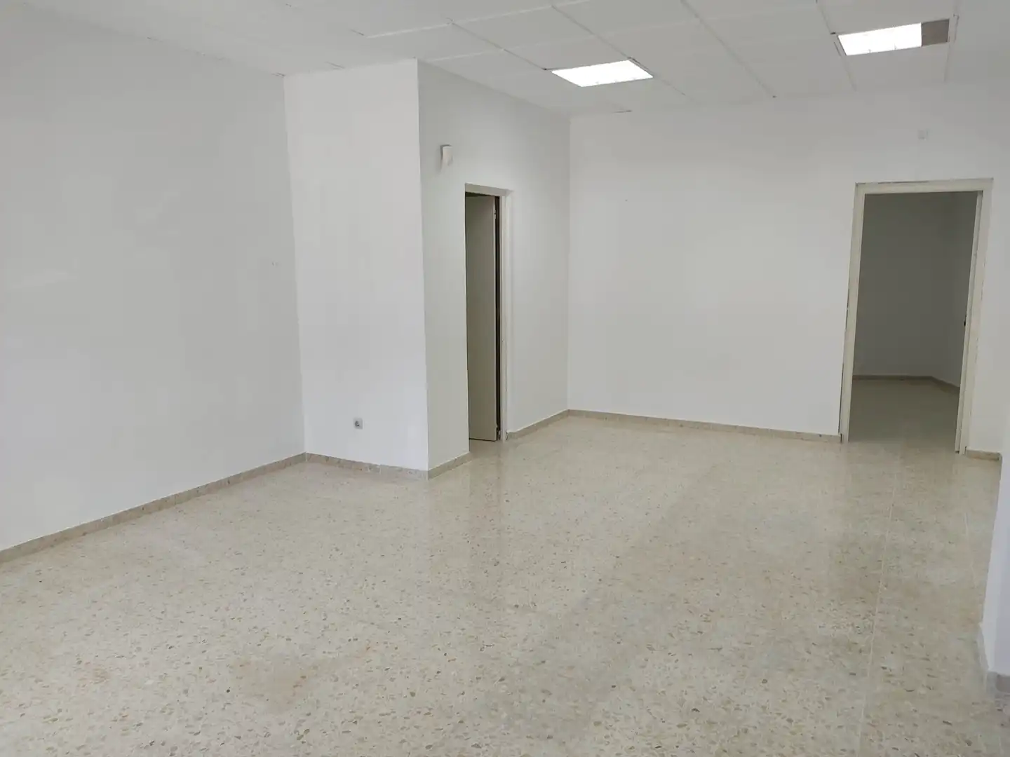 Local comercial en venda a Utrera ciudad, imagen 8