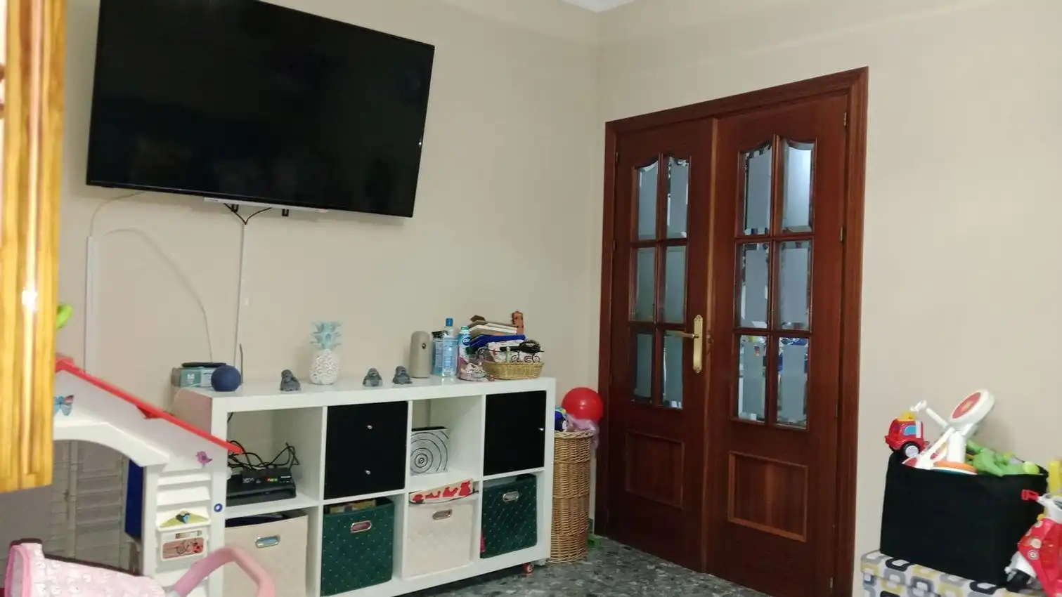 Wohnzimmer von Einfamilien-Reihenhaus zum Verkauf in Antequera mit Klimaanlage und Abstellraum