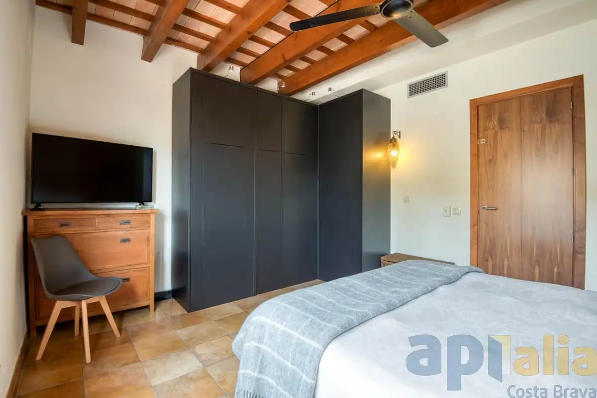 Habitación de Casa adosada en venta en Sant Feliu de Guíxols con Calefacción, Jardín privado y Terraza