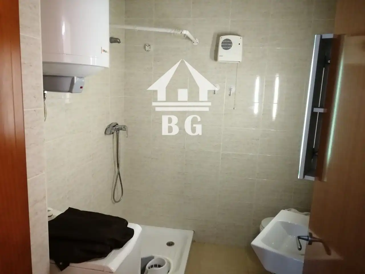 Badezimmer von Wohnung zum Verkauf in Lloret de Mar mit Klimaanlage, Heizung und Terrasse