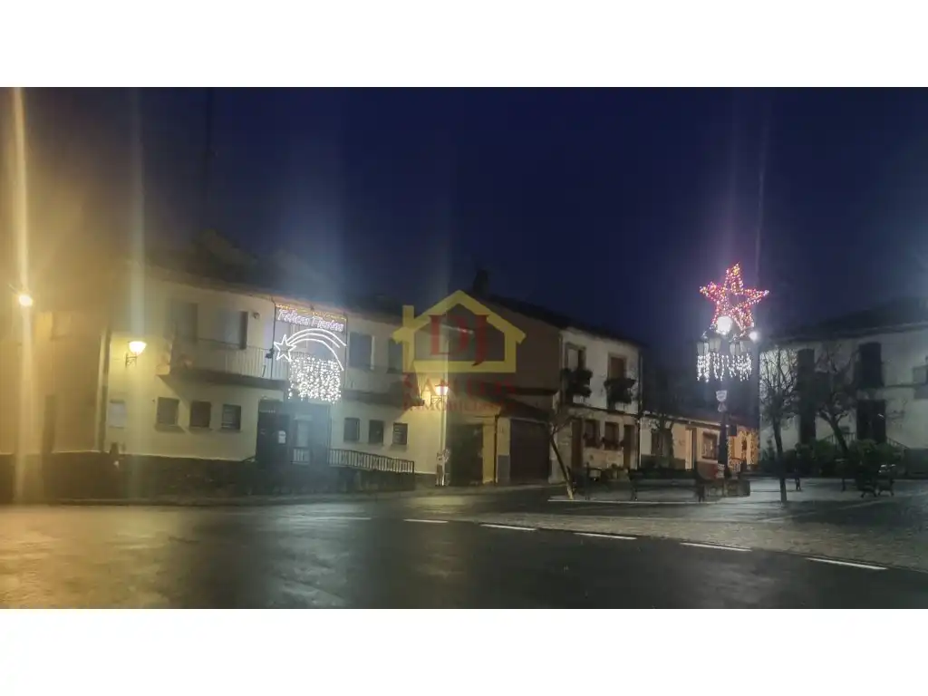 Vista exterior de Casa o chalet en venta en Las Veguillas  con Jardín privado