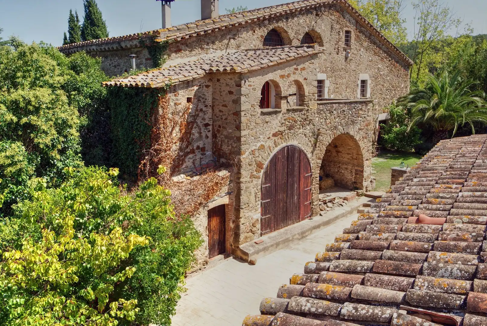 Vista exterior de Finca rústica en venda en Madremanya amb Calefacció, Jardí privat i Piscina