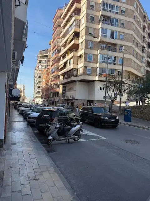 Büro zur Miete in De La Virgen Del Socorro, Raval Roig - Virgen del Socorro