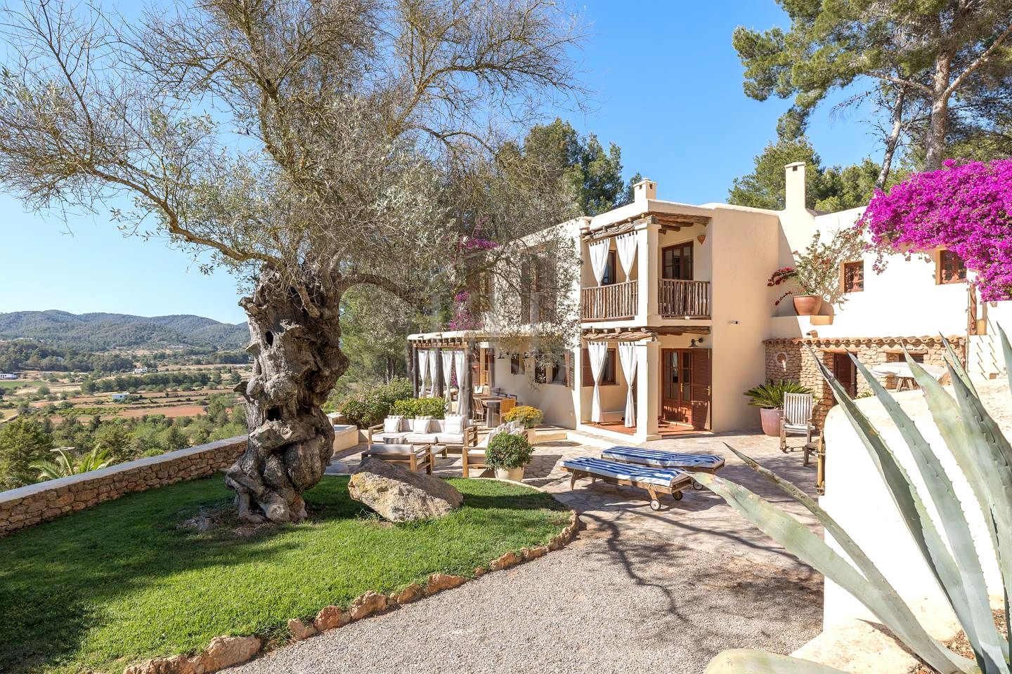 Exterior view of House or chalet for sale in Sant Antoni de Portmany  with Private garden and Swimming Pool