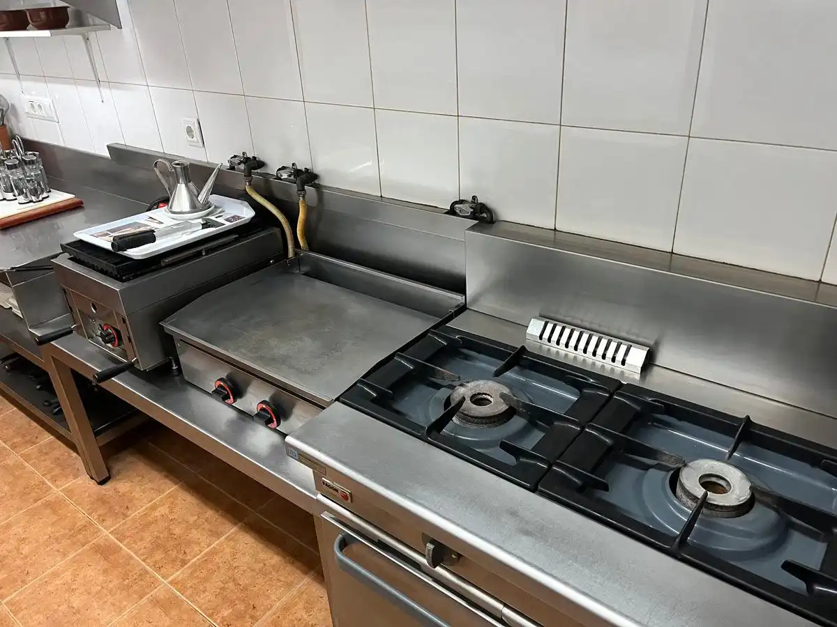 Cocina de Local en venta en Santa Margarida de Montbui con Aire acondicionado y Amueblado