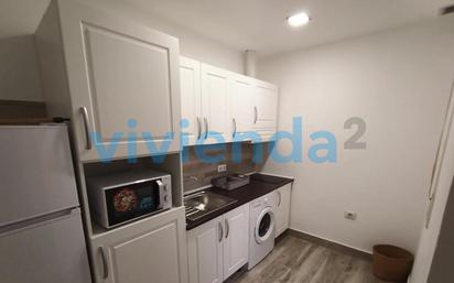 Kitchen of Flat for sale in  Madrid Capital  with Air Conditioner, Terrace and Balcony