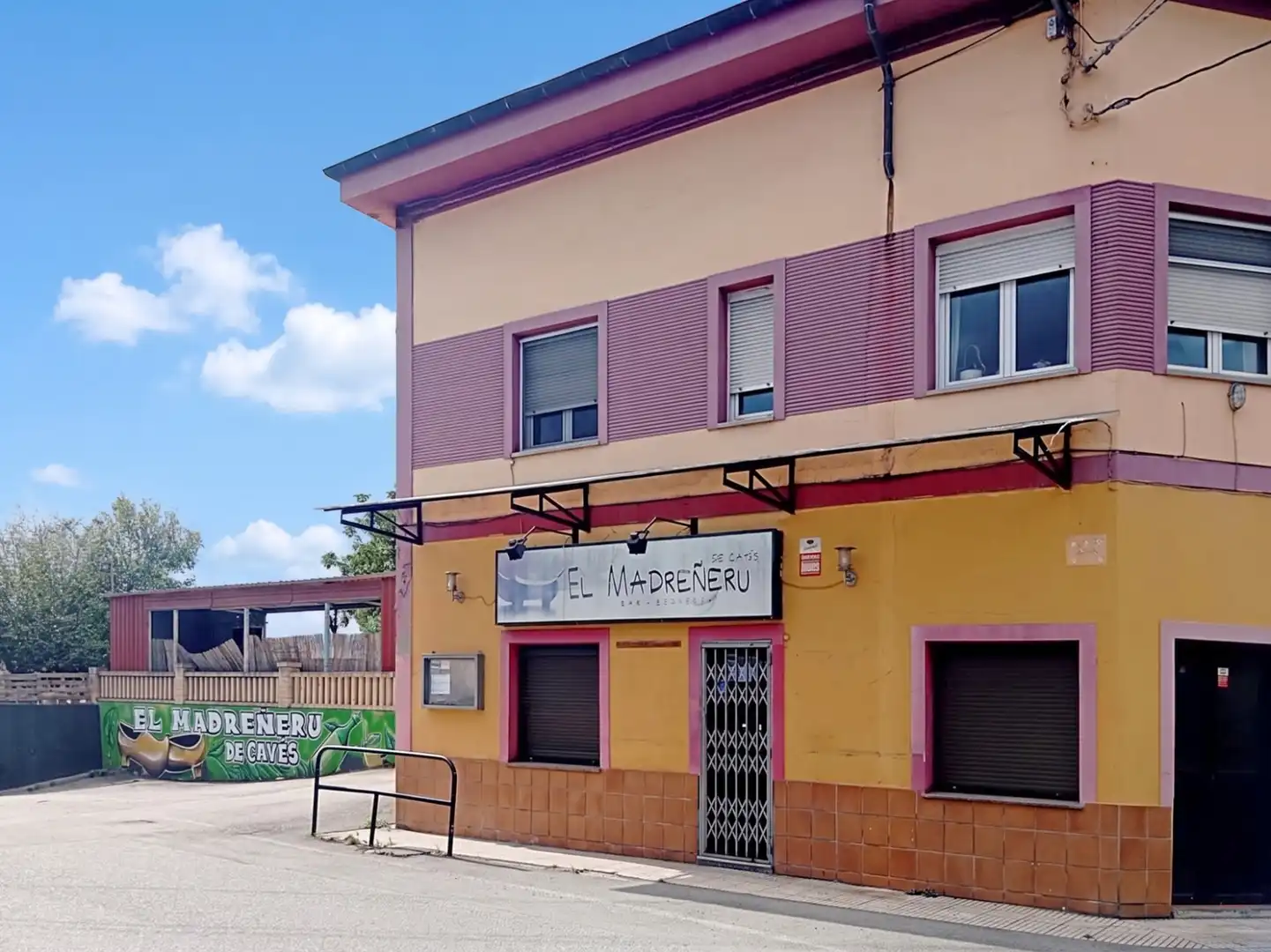 Business premises to rent in Cadage - LG CADAXE 58