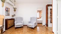 Bedroom of Flat for sale in  Madrid Capital  with Heating, Private garden and Terrace