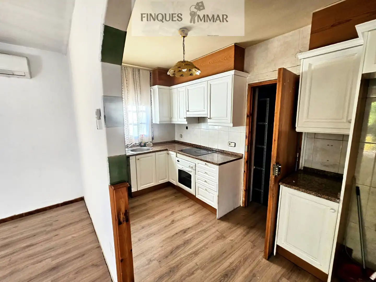 Kitchen of Houses for sale in Sils  with Private garden