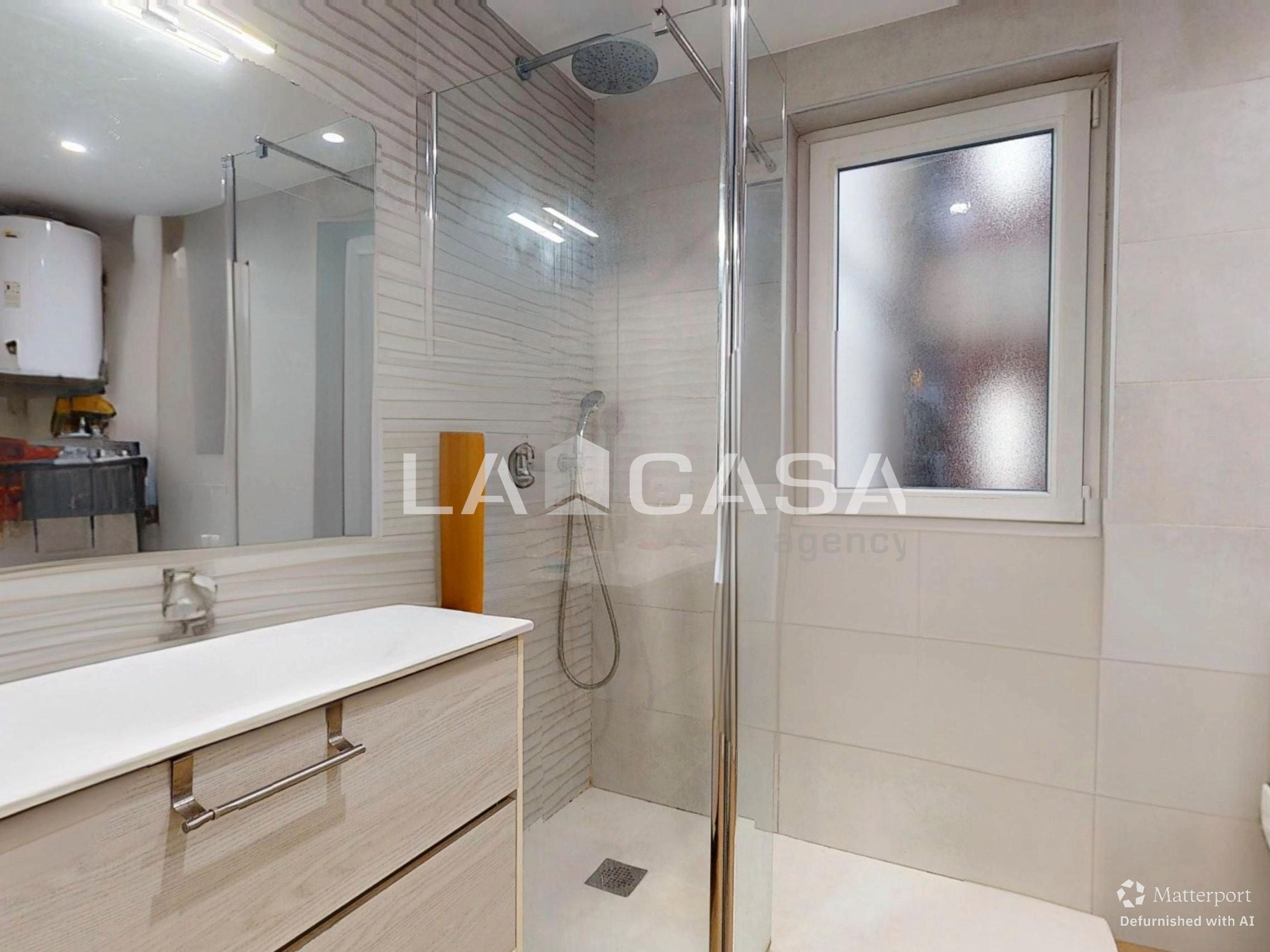 Bathroom of Flat for sale in  Valencia Capital