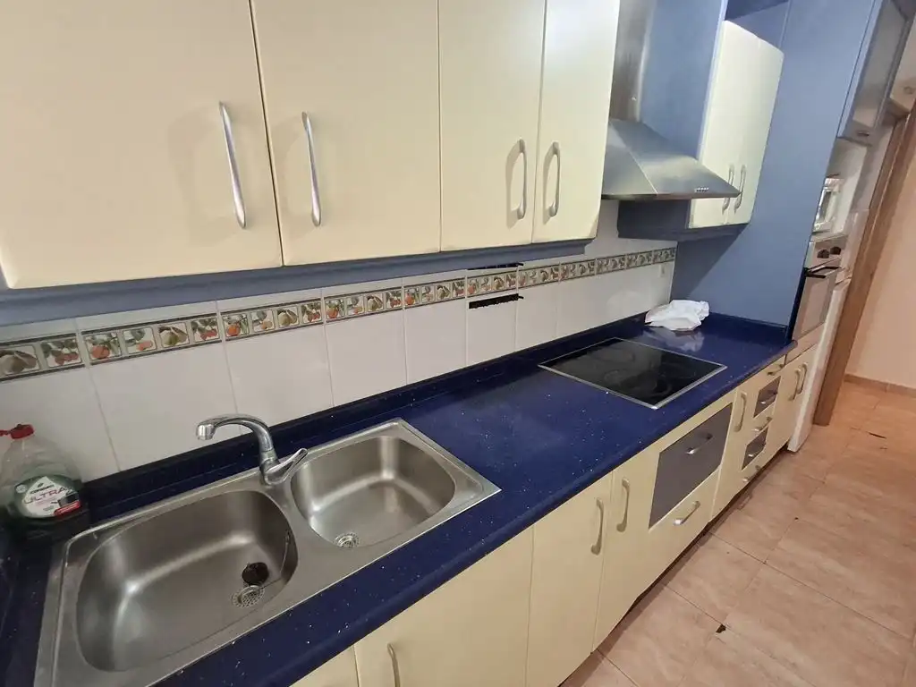 Cocina de Piso en venta en La Roda con Calefacción, Trastero y Balcón