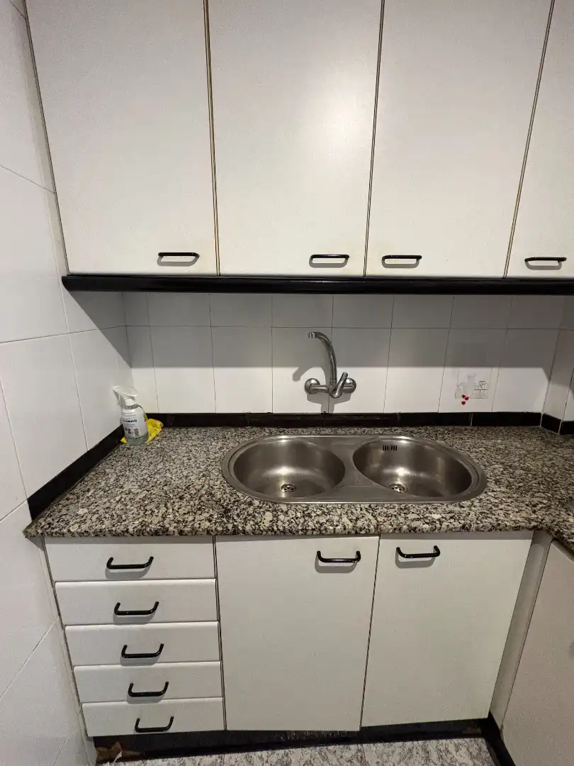Cuina de Pis en venda en Badalona amb Balcó