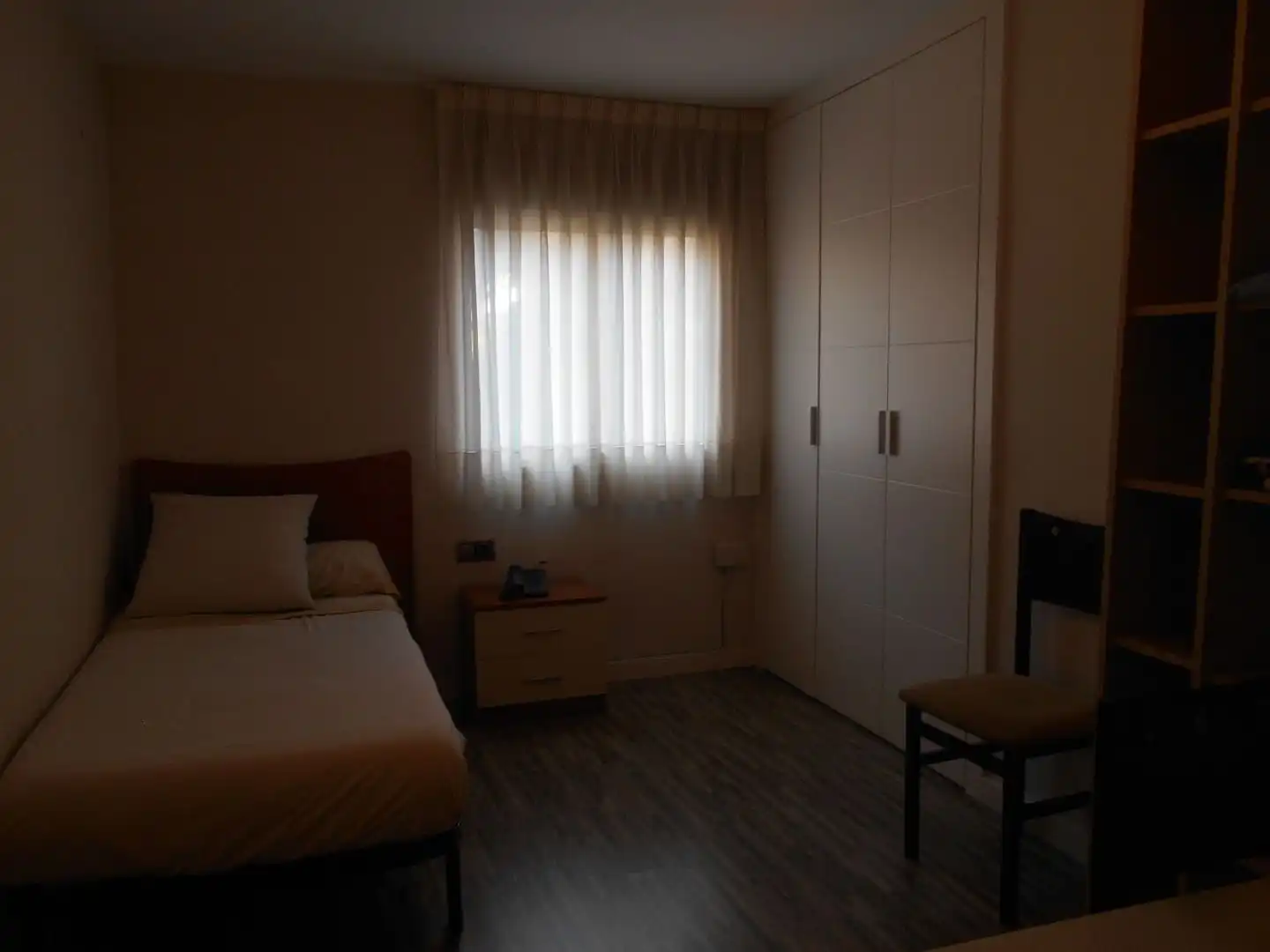 Bedroom of Flat for rent in Valencia  with Air Conditioner, Heating and Terrace