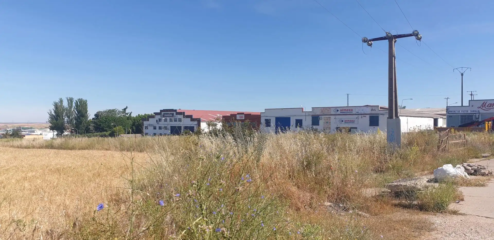 Rural land for sale in Villares de la Reina, imagen 3