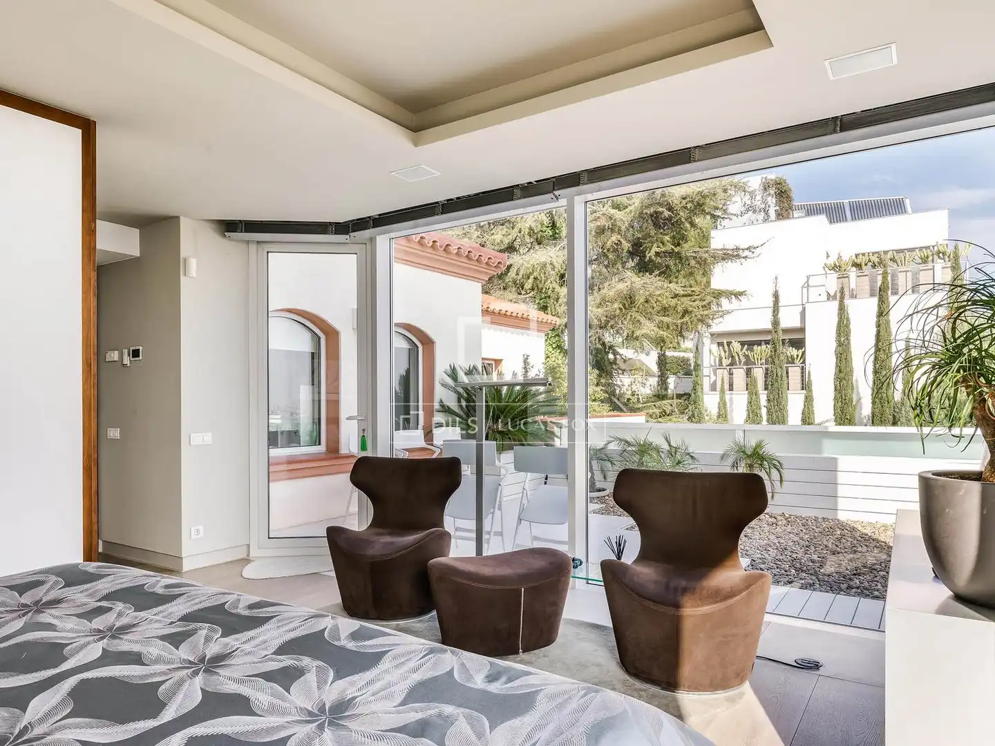 Terrassa de Casa o xalet en venda en Barcelona amb Aire condicionat, Calefacció i Jardí privat