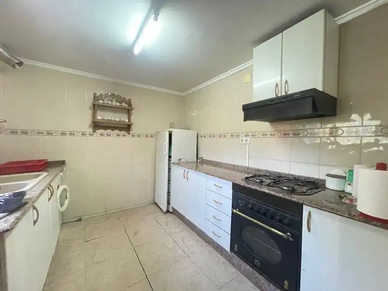 Küche von Haus oder Chalet zum Verkauf in Turís mit Privatgarten, Terrasse und Abstellraum