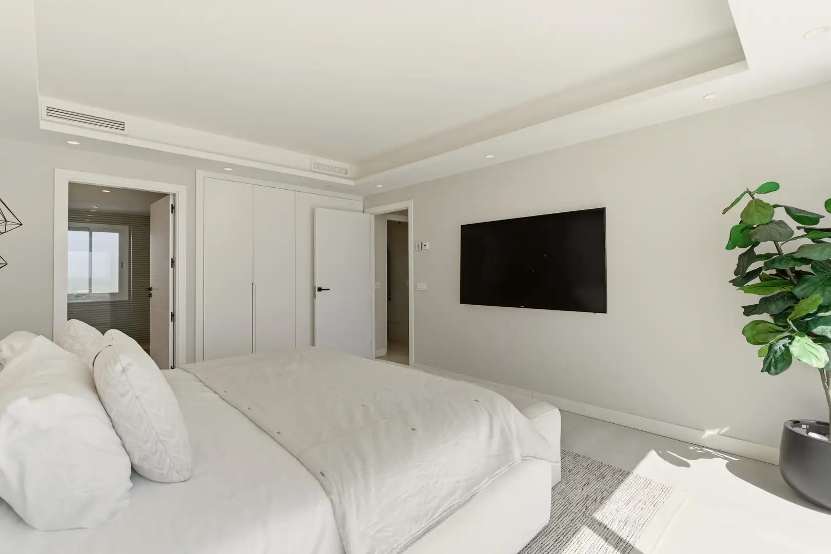 Bedroom of Attic for sale in Estepona  with Air Conditioner, Terrace and Swimming Pool