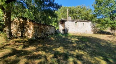 Cabaña Rústica en El Corazón de la Naturaleza