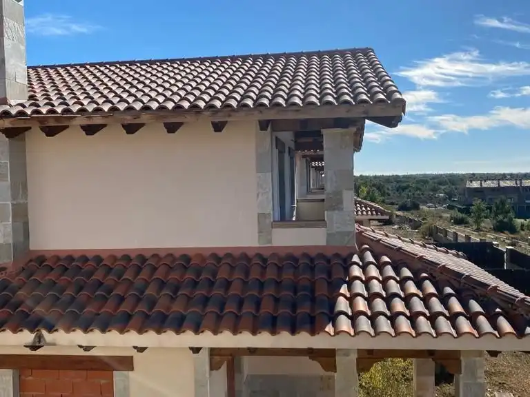 Außenansicht von Residential zum Verkauf in Valverde de la Virgen